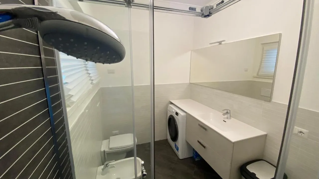 Casa Mille Luci Apartamento Argegno 0*,